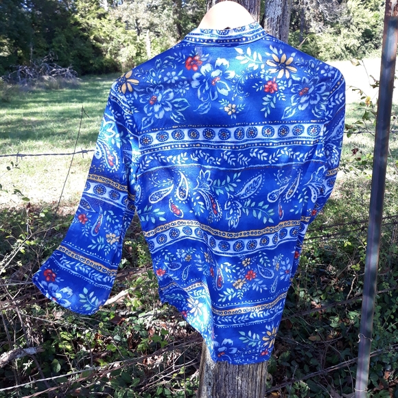 Bohemian Style Blouse - Picture 9 of 11